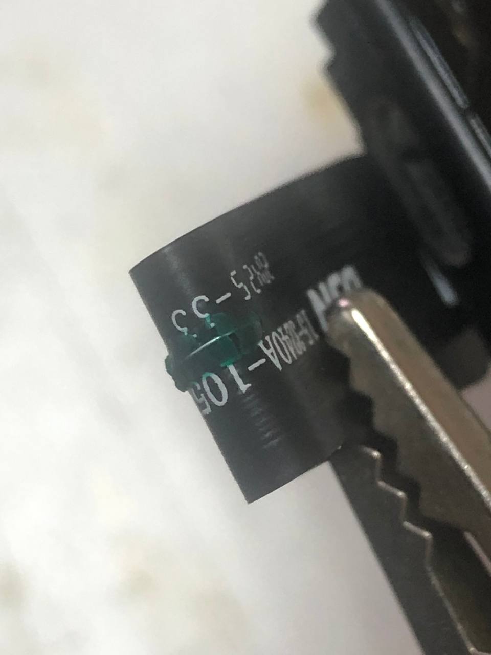 Зеленка на шлейфе iPhone 13 Pro Max